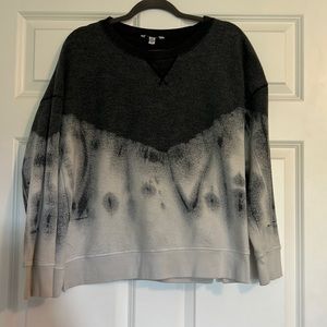 American Eagle bleached crew neck